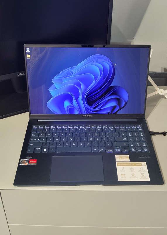 ASUS Zenbook 15 OLED  Ryzen 7 | 16GB RAM | 512GB SSD  Sleek, Powerful, & Portable