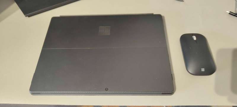 Microsoft Surface Pro 8 (i5, 8GB RAM, 256GB SSD) + Keyboard + Surface Pen + Mouse  All-in-One
