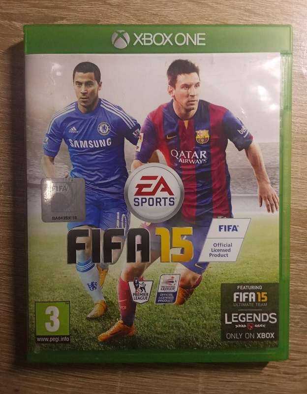 Xbox one Fifa 2015 (Good condition no scratches at all)