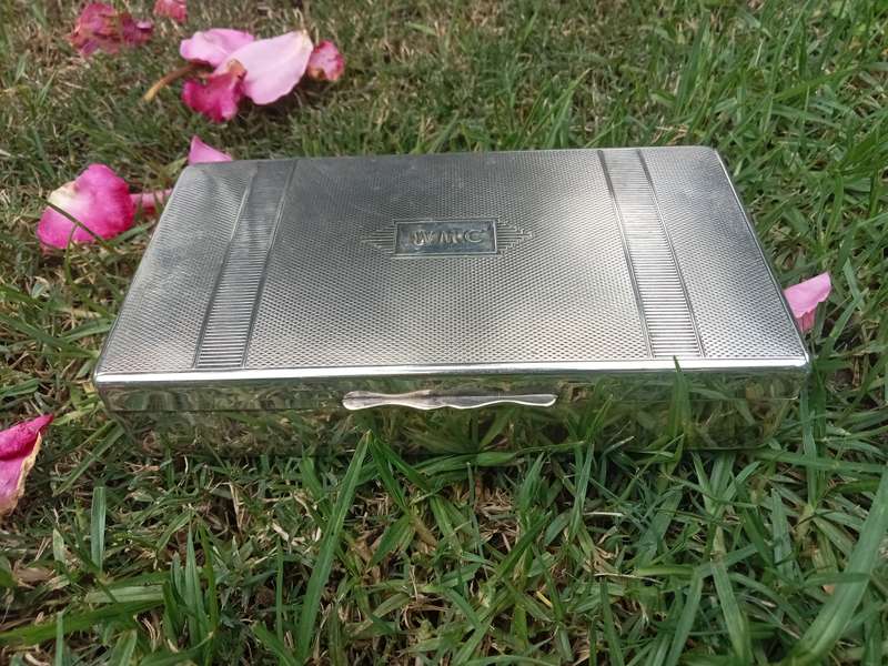 Antique Aristocrat footed cigarette box