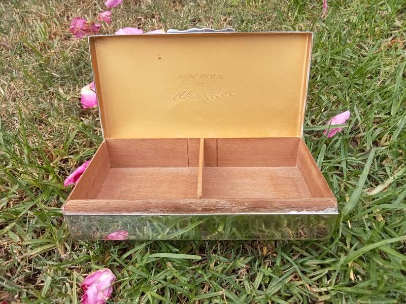 Antique Aristocrat footed cigarette box