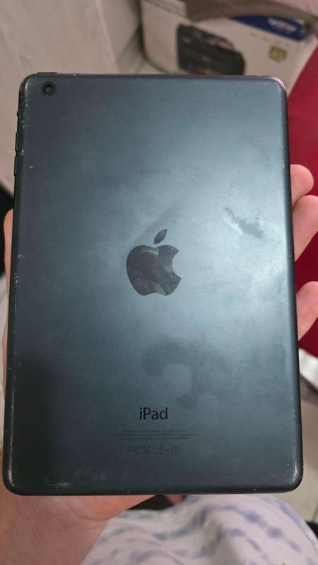 Apple Ipad Mini 1st Gen A1432 (Please Read description)