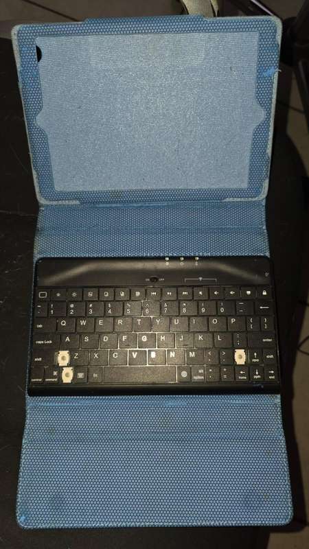 Apple Ipad Mini 1st Gen A1432 (Please Read description)