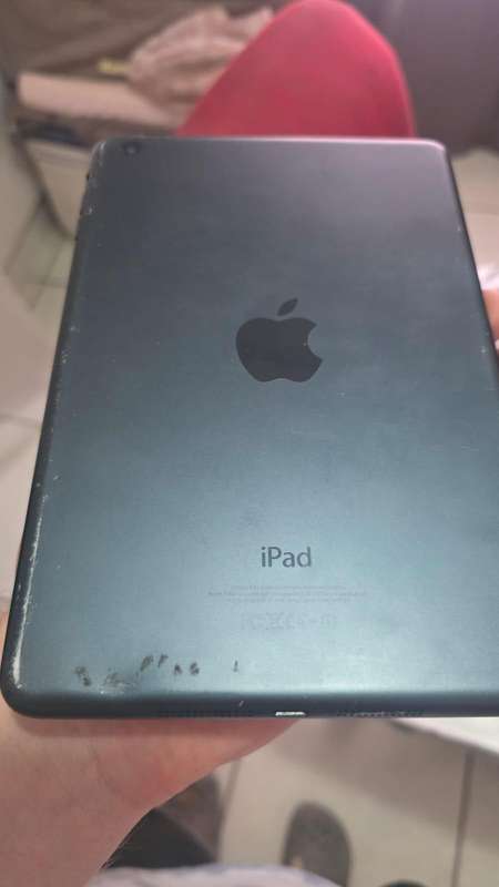 Apple Ipad Mini 1st Gen A1432 (Please Read description)
