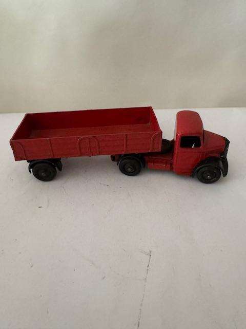 Dinky Supertoys 521 - Bedford Articulated Lorry - Red