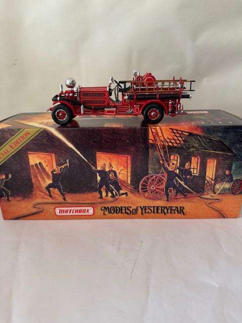 Matchbox MOYY YSFE04-M - Fire Engine Series