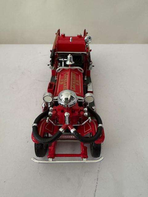Matchbox MOYY YSFE04-M - Fire Engine Series