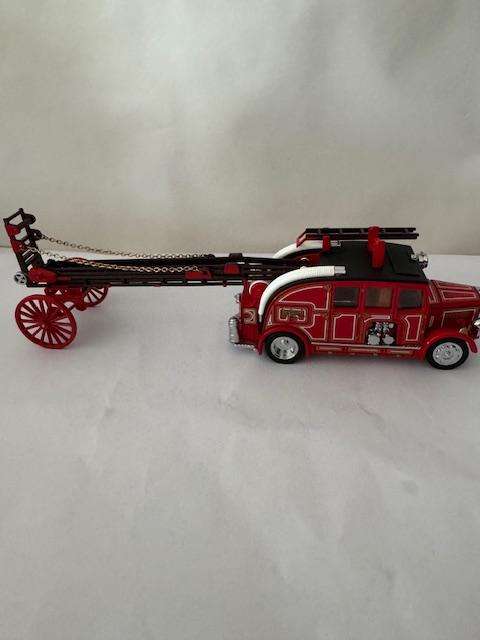 Matchbox MOYY YFE08 - Fire Engine Series