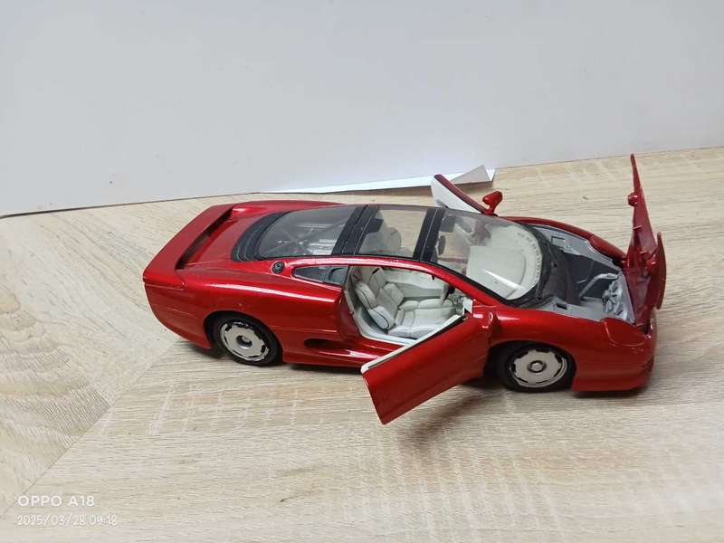 Jaguar XJ220 Hobby Model Car