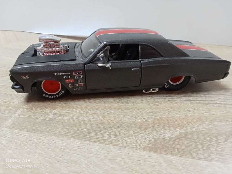 Chevrolet Chevelle SS296 Hobby Model Car
