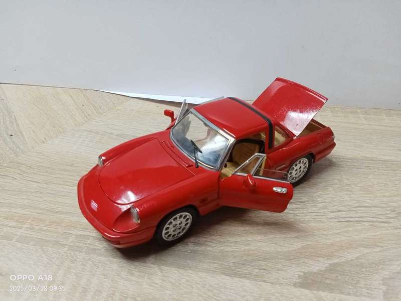 Alfa Romeo Spide Hobby Model Car