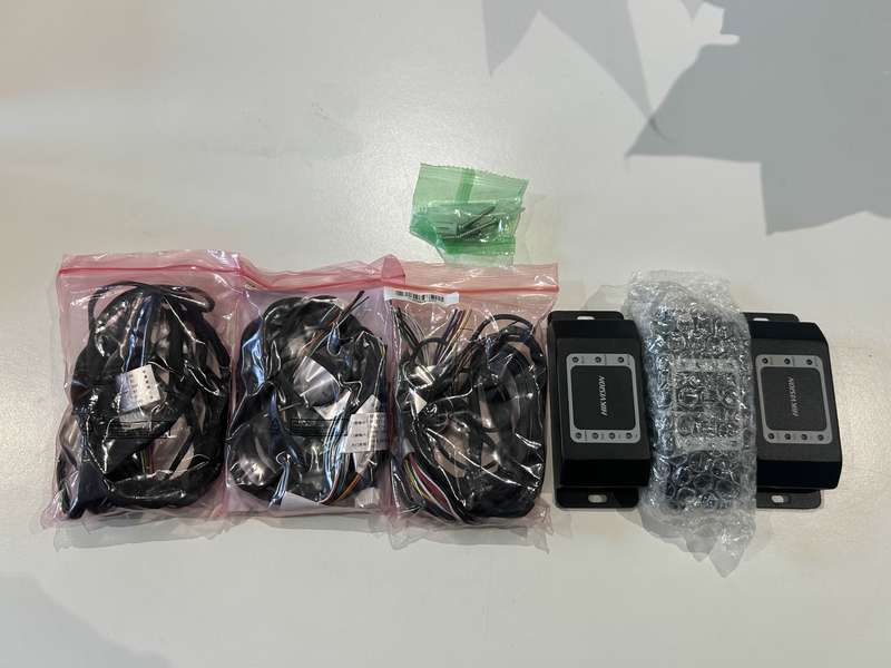 HIKVISION SECURE DOOR CONTROL UNIT DS-K2M060
