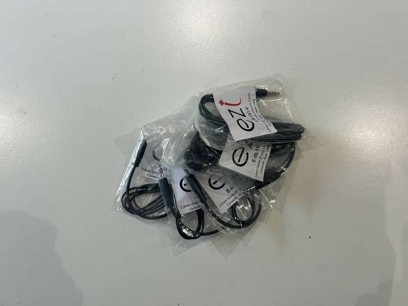 SINGLE IR EMITTER WITH SELF ADHESIVE 3M STICKER. 3.5MM MINI JACK E-IR-TX1-V