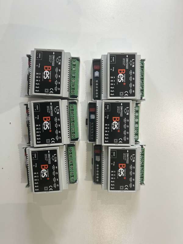 BES Ingenium 3 CHANNEL UNIVERSAL DIMMER