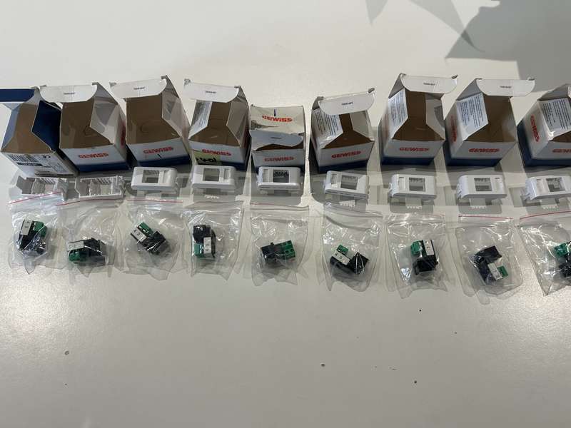 CHORUS 1M RJ11 TELEPHONE CONNECTION WHITE GEWISS GW10401