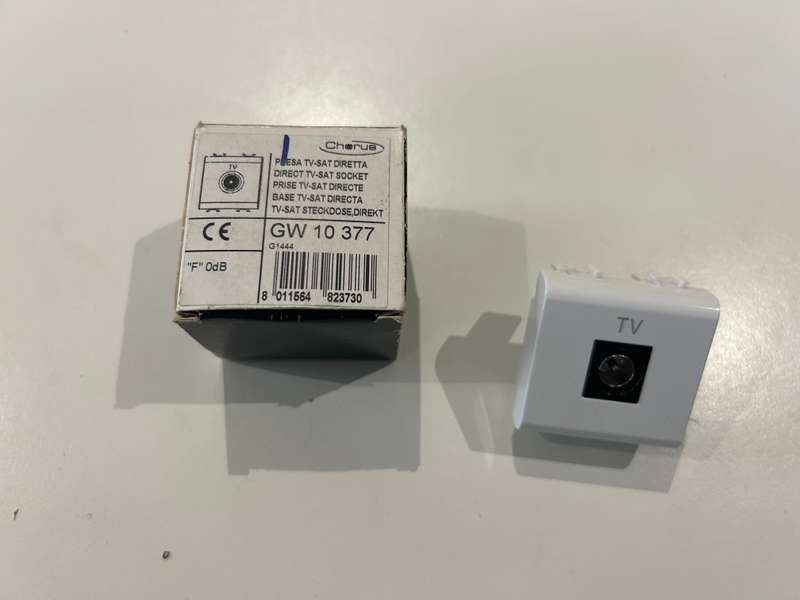 DIRECT TV-SAT SOCKET GW10377 GEWISS