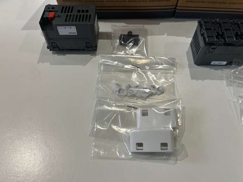 KNX EASY PUSH BUTTON PANEL 6 CHANNEL WHITE GW10753A