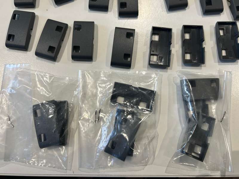 GW12553 GEWISS 1M KEYS FOR PUSHBUTTON PANELS 2 SYMBOLS BLACK
