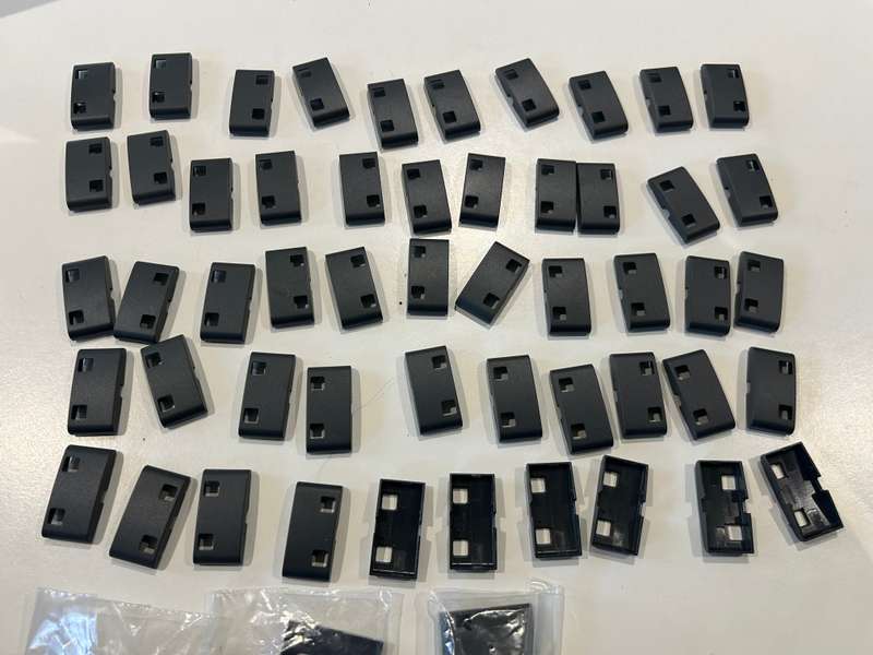 GW12553 GEWISS 1M KEYS FOR PUSHBUTTON PANELS 2 SYMBOLS BLACK