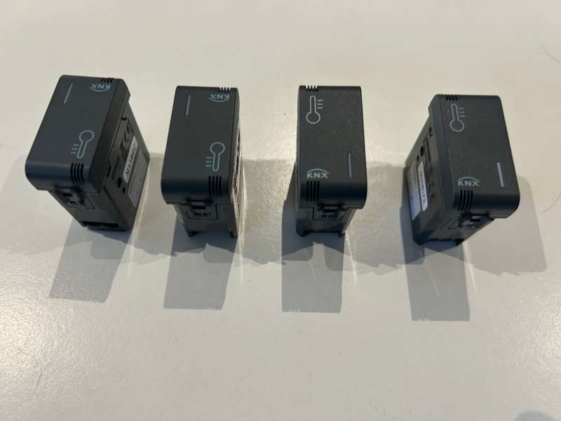 KNX EASY TEMPERATURE SENSOR 1M BLACK GW12769