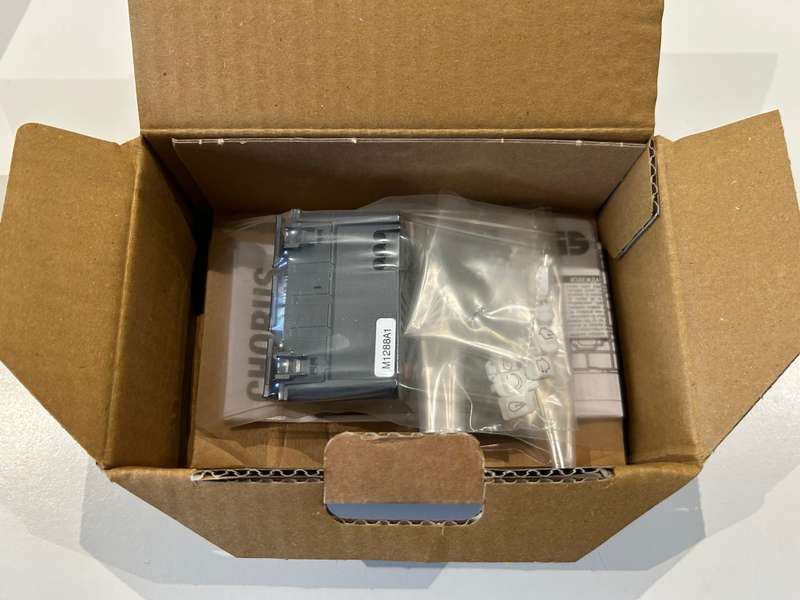 KNX EASY 6-CHANNEL SWITCH WITH INTERCHANGEABLE SYMBOLS BLACK GW12753A