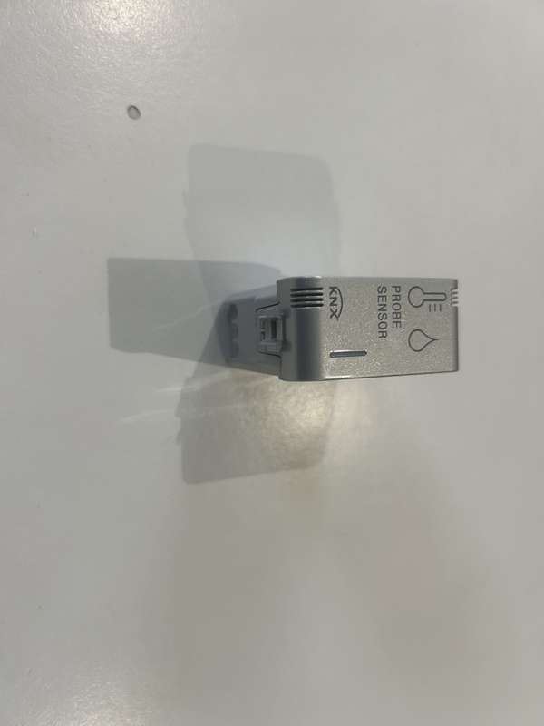 KNX EASY TEMPERATURE/HUMIDITY PROBE SENSOR TITANIUM GW14762H