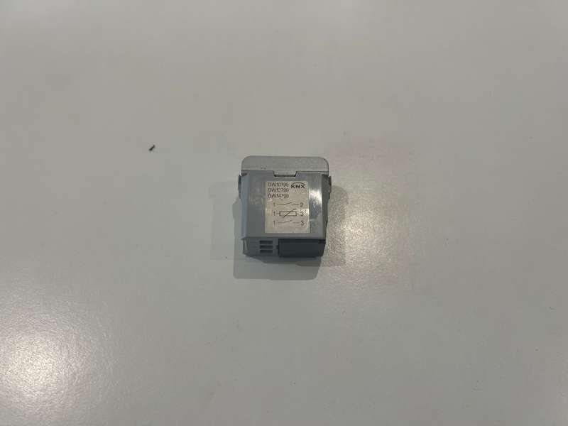 KNX TEMPERATURE SENSORS TITANIUM GW14799