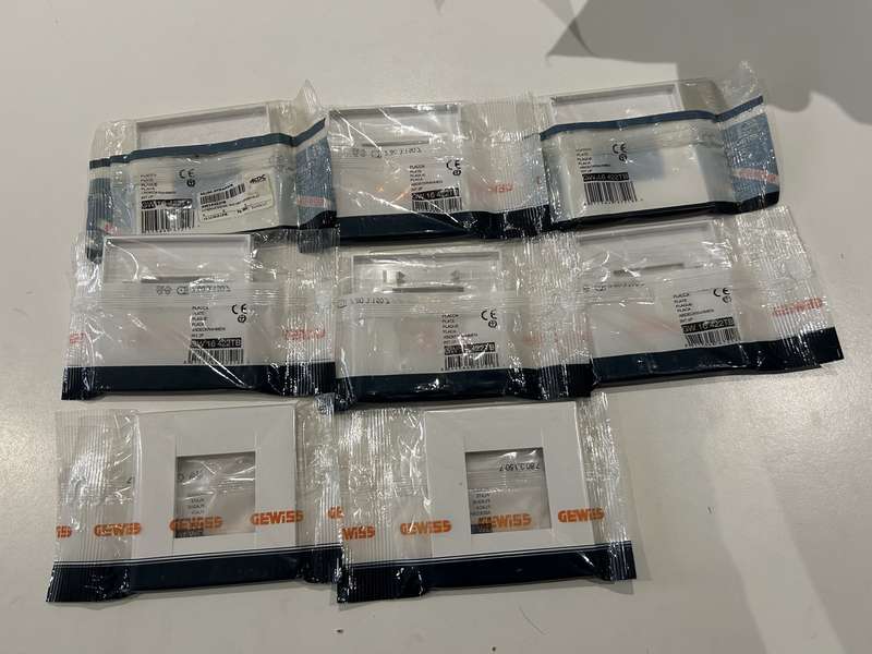 INTERNATIONAL 3x3 GEO COVER PLATE 2 GANG WHITE GW16422TB GEWISS