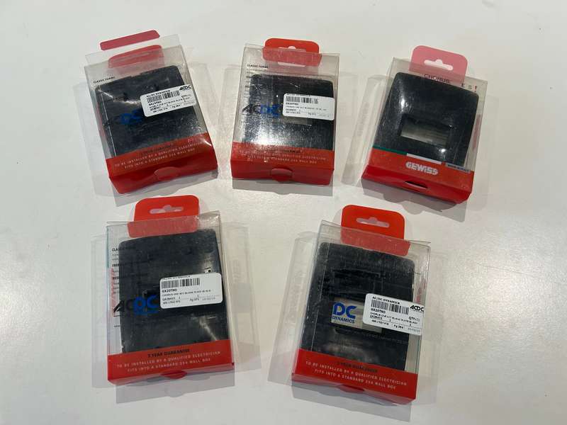 CHORUS ONE KIT BLANK PLATE BLACK GX20TNO