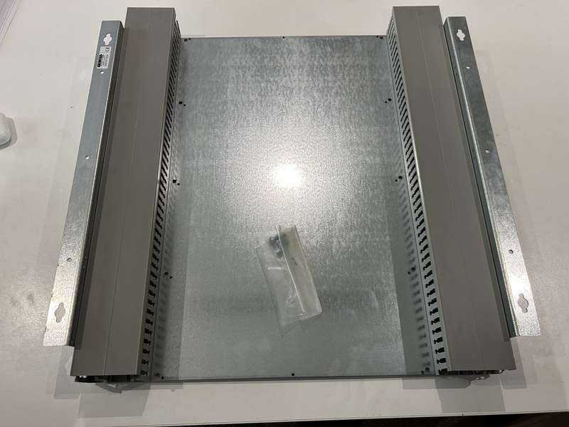 DOMO CENTER CHASSIS PLATE FRAME 600MM 20KG GWN1024