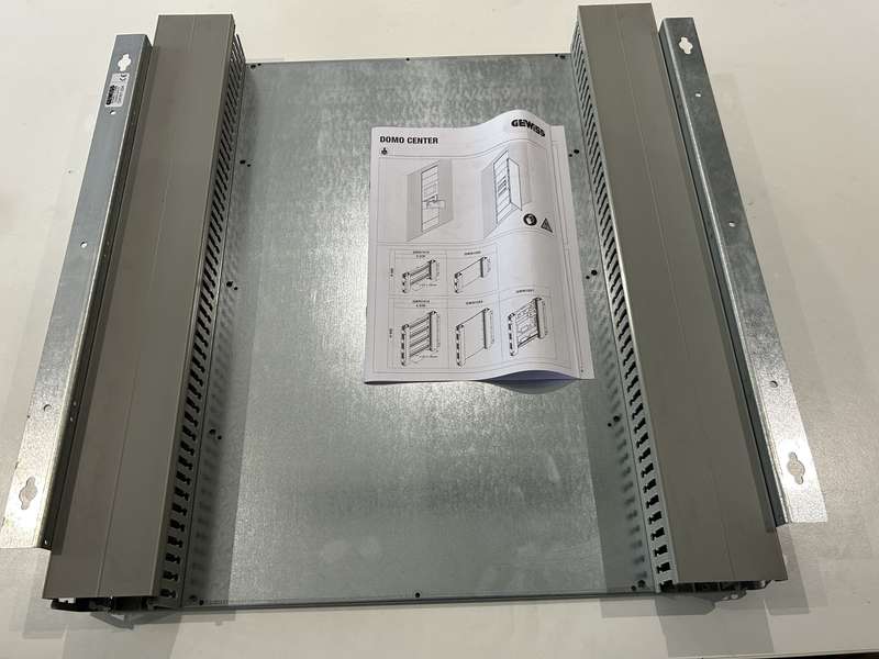DOMO CENTER CHASSIS PLATE FRAME 600MM 20KG GWN1024