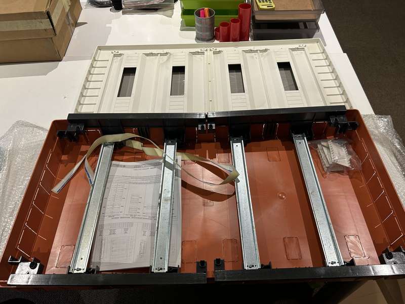 FLUSH DB 72MOD. 4X18 SMOKED DOOR IP40 GW40611 GEWISS