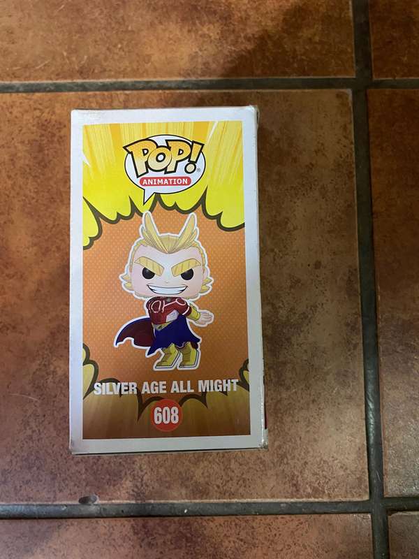 Funko Pop! Animation 608: My Hero Academia - Silver Age All Might Vinyl Figure