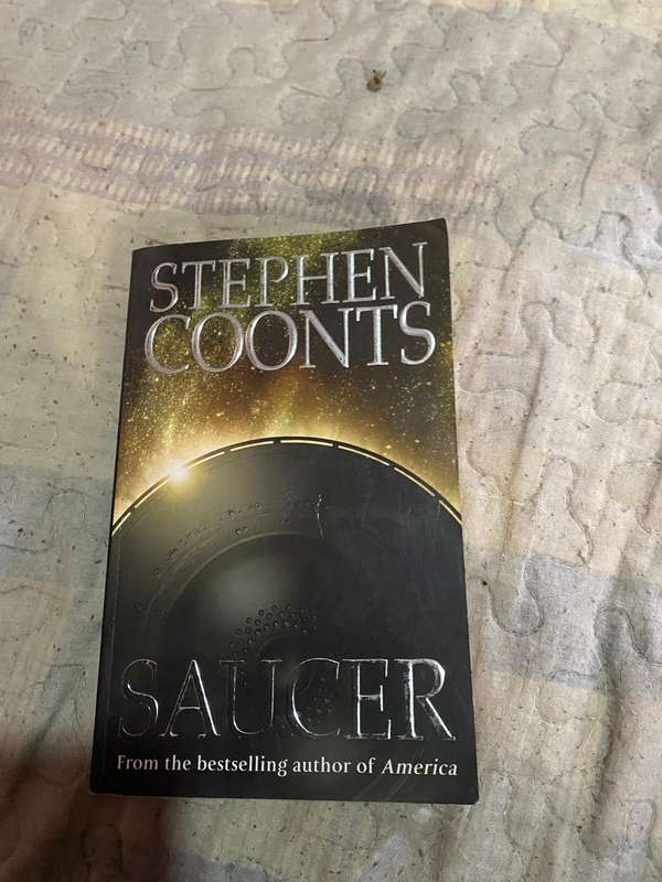 Saucer by Stephen Coonts