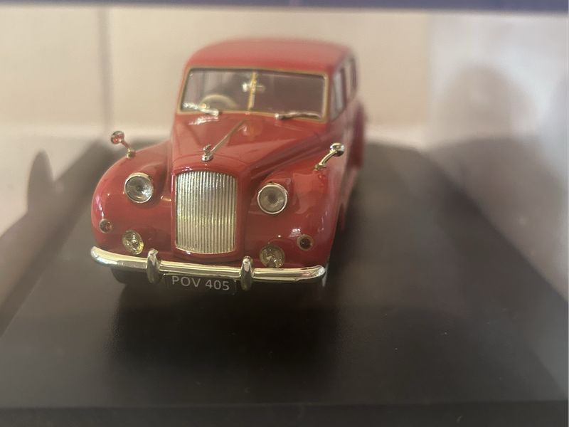 Scarlet Austin Diecast