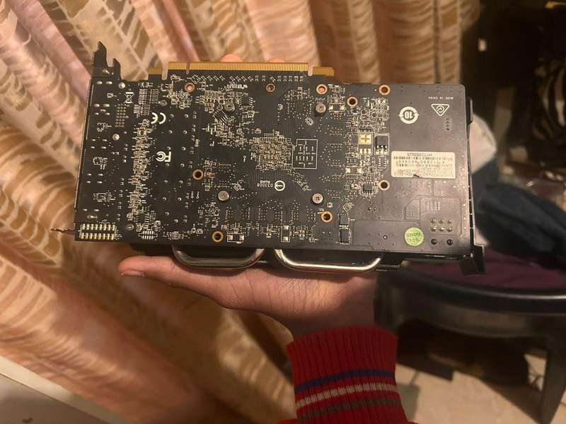 RX 570 4GB Series