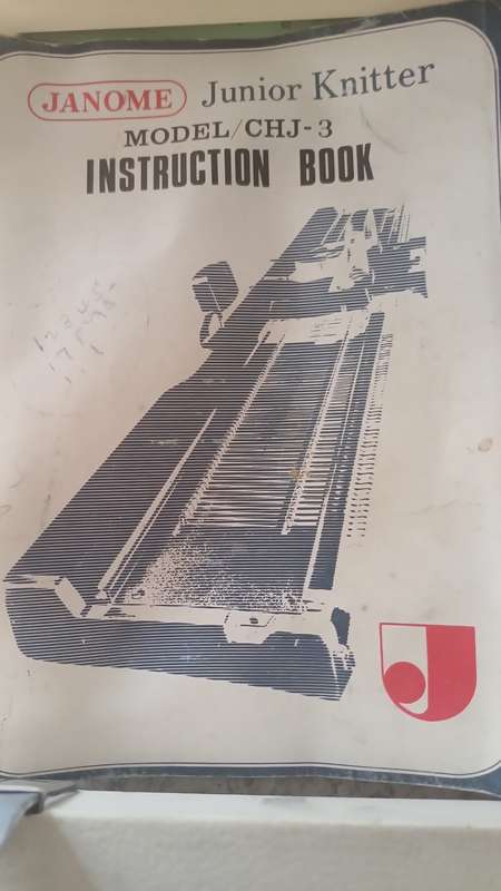 Janome Junior Knitter CHJ-3 knitting Machine