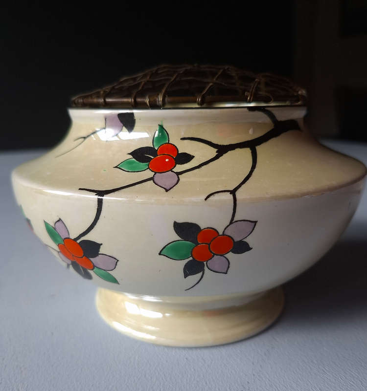 Shelley Pottery Art Deco Flower Bowl Vase
