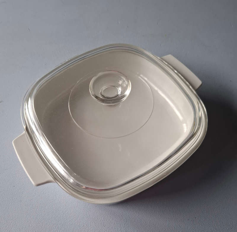 Corning Ware Casserole with Lid in the Blue Cornflower Vintage Pattern