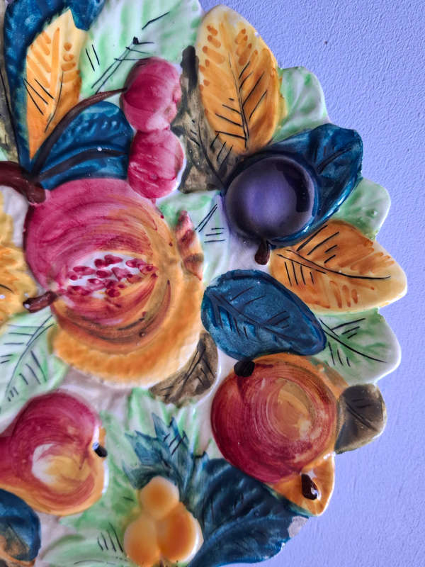 Italian Hand-Painted Majolica Fruit Plate