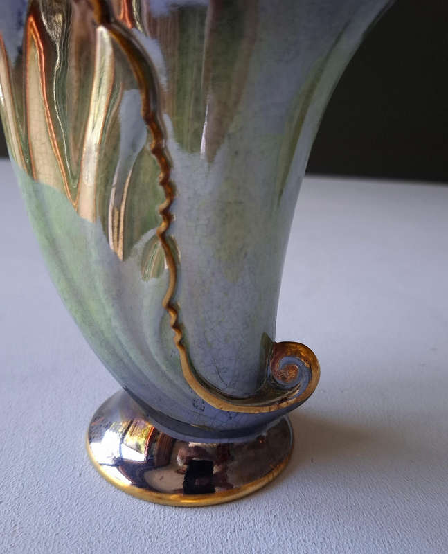 Carlton Ware Vert Royale Cornucopia Vase