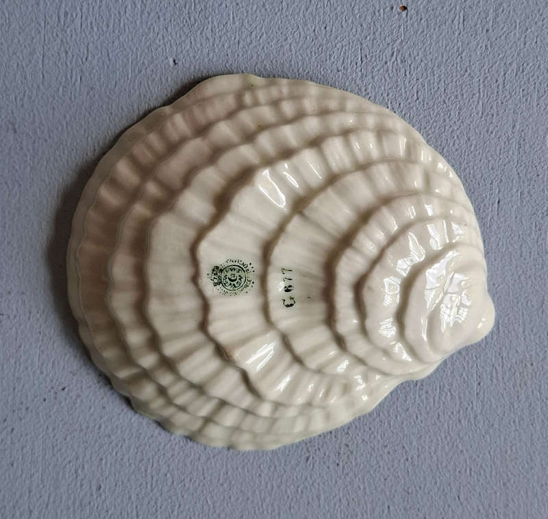 Royal Worcester England Small Shell Porcelain Bowl