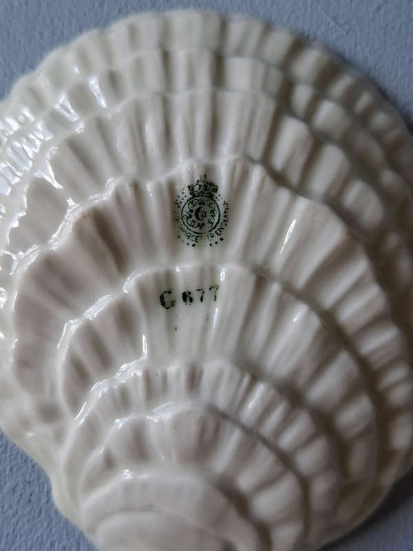 Royal Worcester England Small Shell Porcelain Bowl