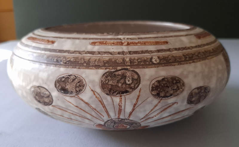 Italica ARS Pottery Bowl and Pitcher