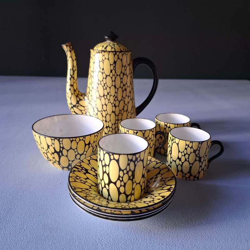 Rare Shelley Black and Yellow Bubbles Part Coffee Set