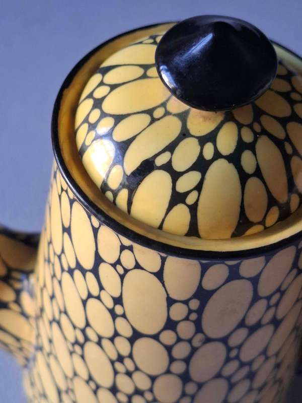 Rare Shelley Black and Yellow Bubbles Part Coffee Set
