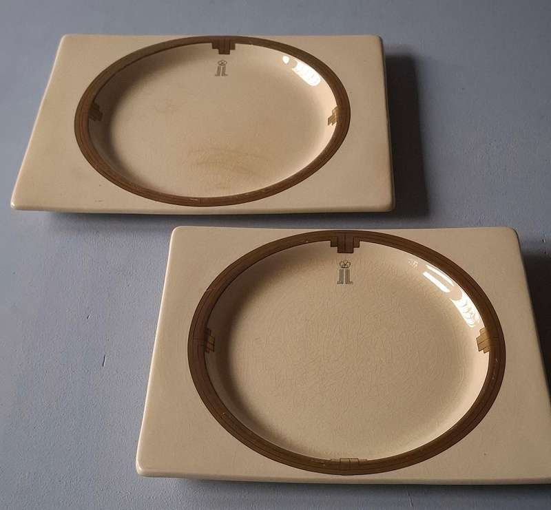 Clarice Cliff  'The Biarritz' Rectangular Plates