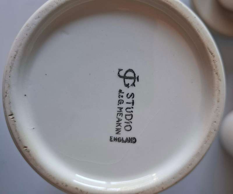 J&G Meakin Studio Coffee Set