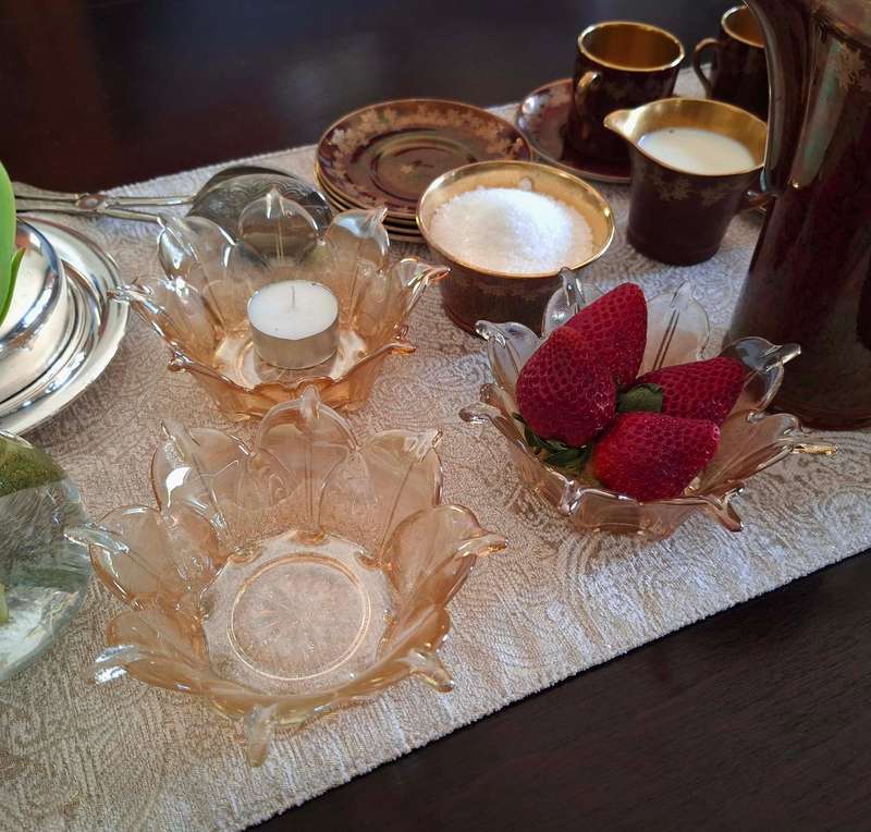 Carnival Glass Star-shaped Bowls