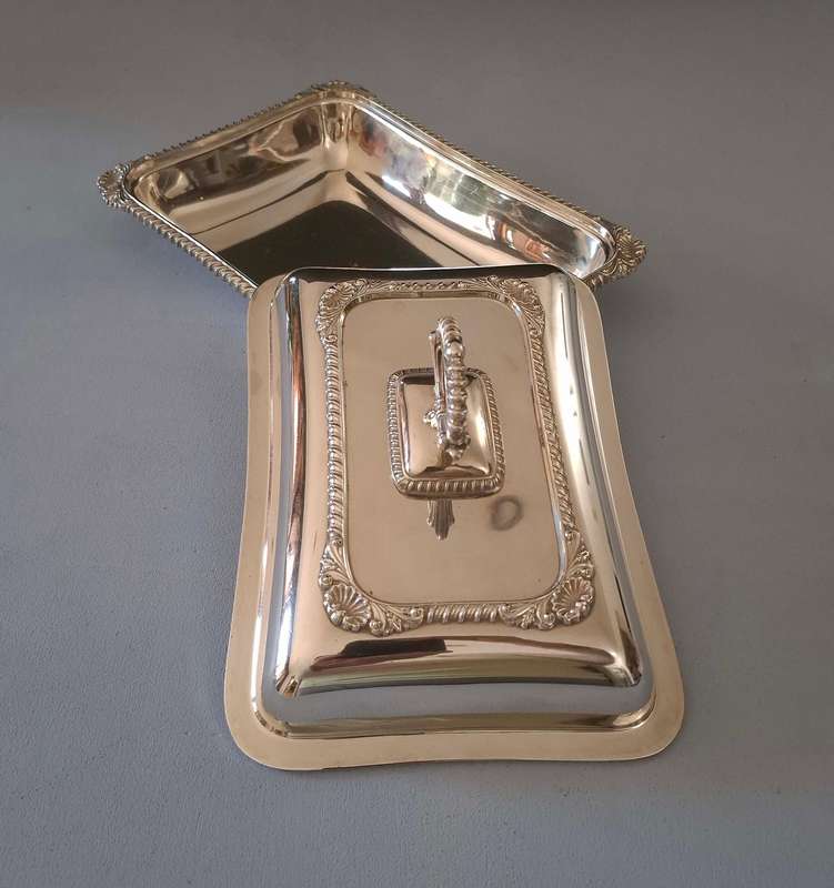 Harrison Brothers & Howson Silver Plated Entrée Dish